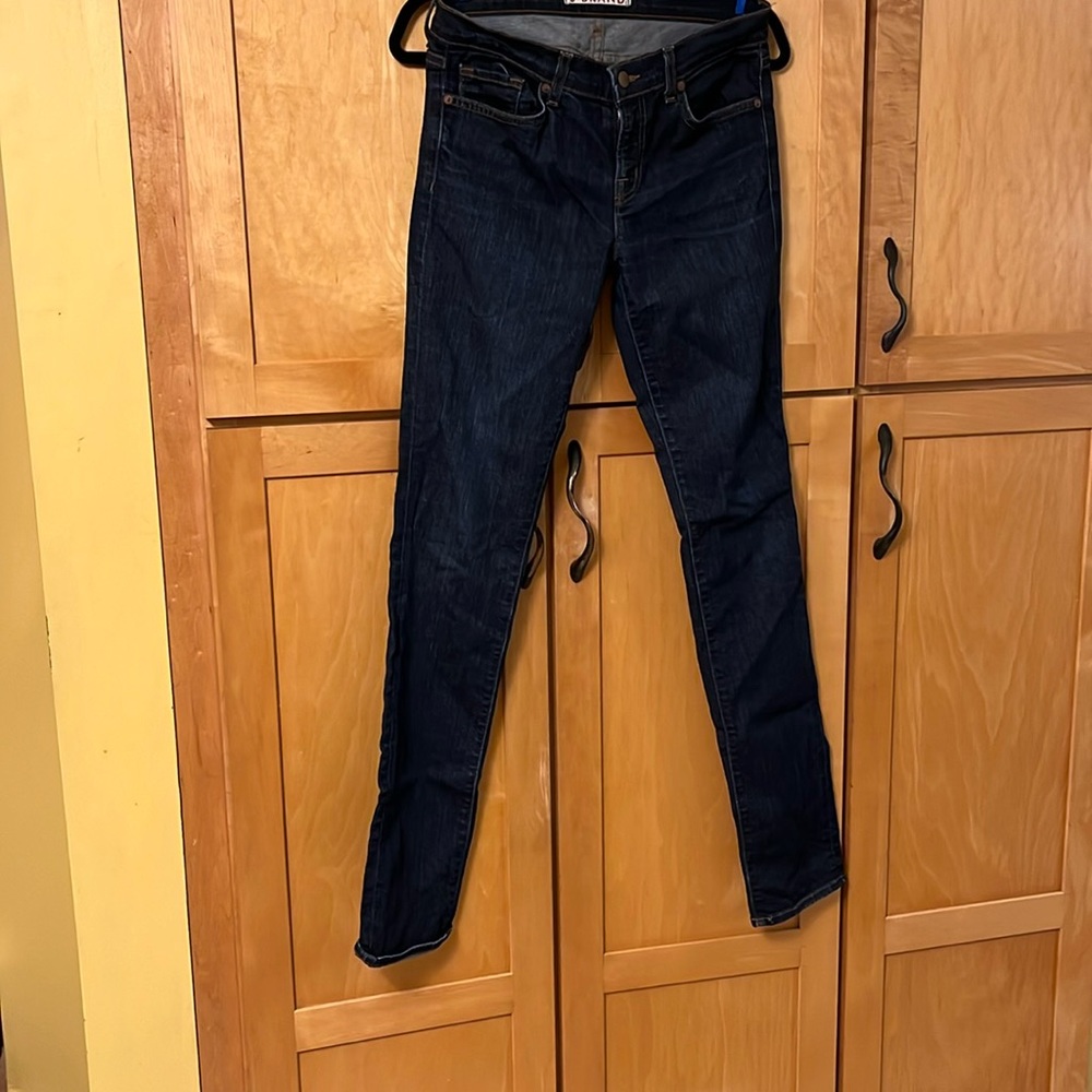 J Brand pencil leg Jean size 29